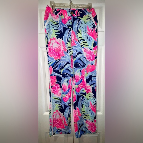 Lilly Pulitzer Pants - Lilly Pulitzer Women's Madeira Pants High Tide Navy Tropic Multi Size 2. VGUC